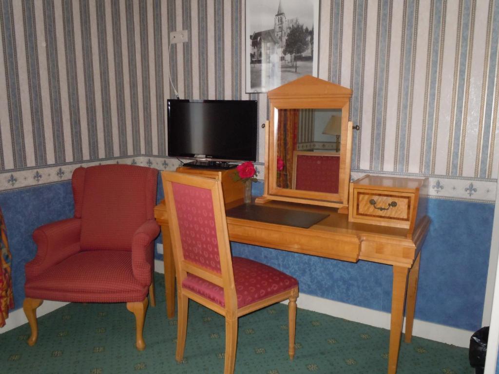 La Croix Blanche Hotel Montrichard Room photo