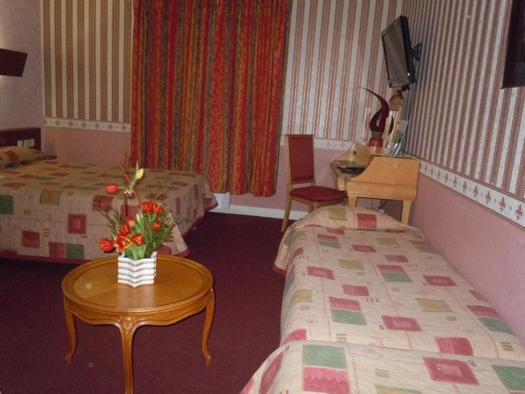 La Croix Blanche Hotel Montrichard Room photo
